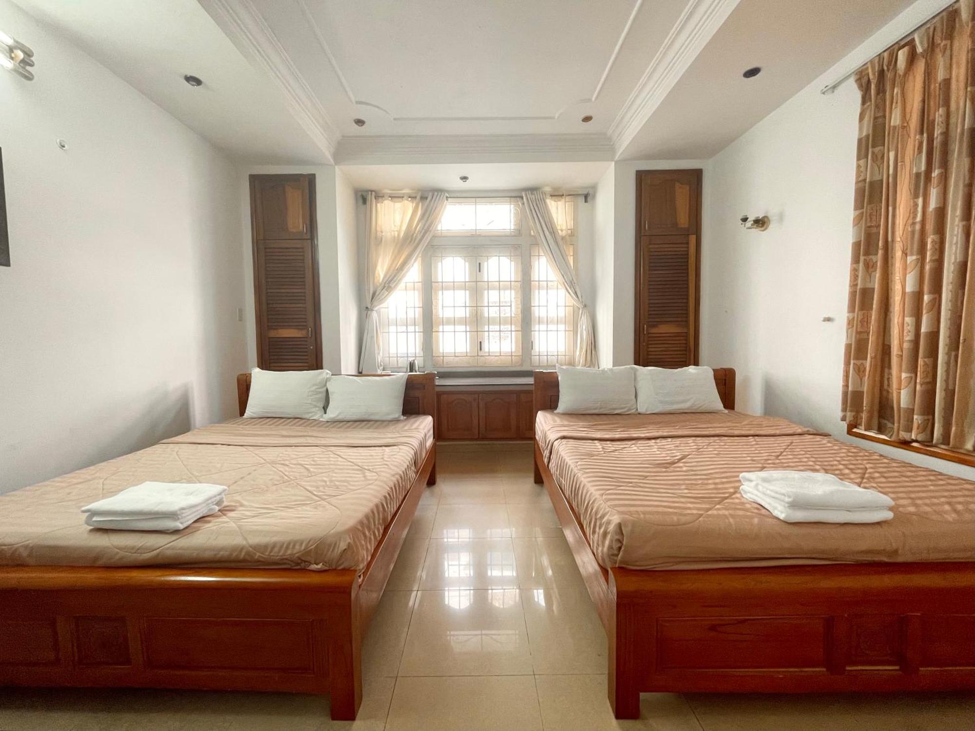 Sakura Saigon Hotel